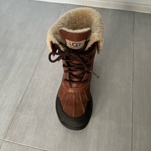 UGG Buttle II Leather Boots